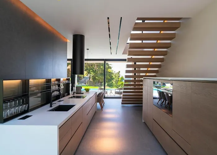 Casa Palmera Villa *